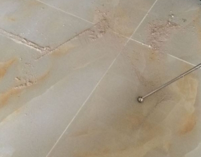 月湖瓷砖空鼓维修公司分享粘合剂选择不当在瓷砖铺贴过程中可能导致以下问题